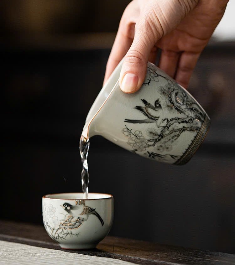 HỘP QUÀ ẤM CHÉN NHỮ DIÊU HỘP QUÀ ẤM CHÉN NHỮ DIÊU