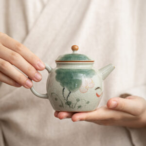 ẤM TRÀ SỨ MEN RẠN LIÊN HOA