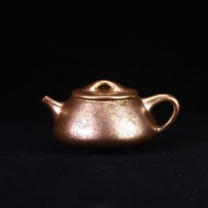 Ấm Tiểu Môi Diêu chu nê nung vỏ sò 270ml dáng Cảnh Chu Thạch Biều - góc chính diện